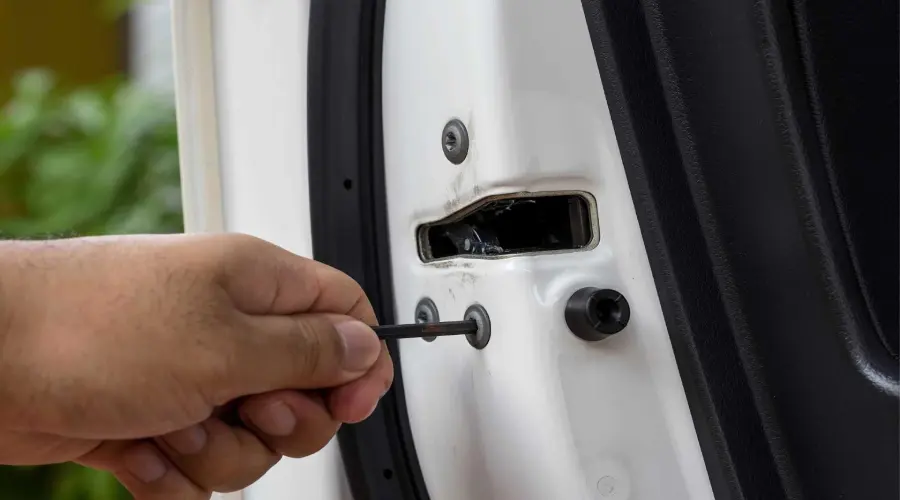 how-do-you-open-a-car-door-when-the-lock-is