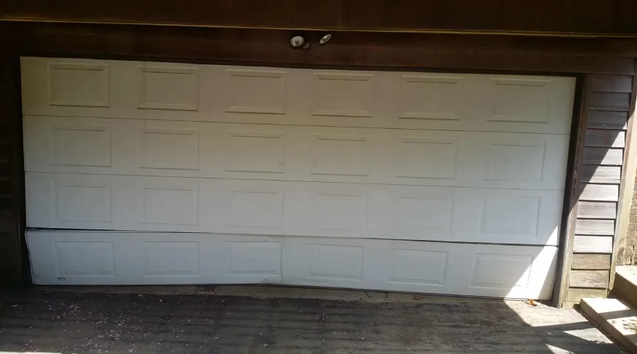 when-should-i-replace-a-garage-door-with-a